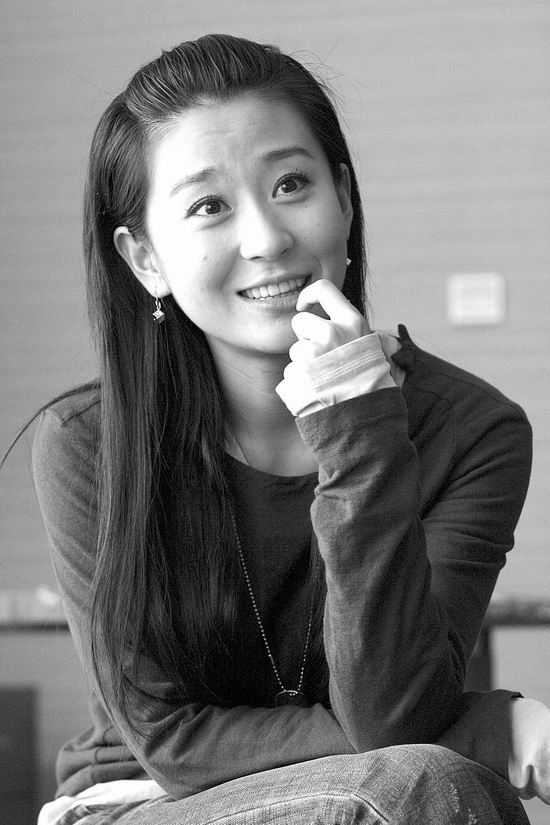 苗圃《维和警察》演国际女警远赴国外抱不平