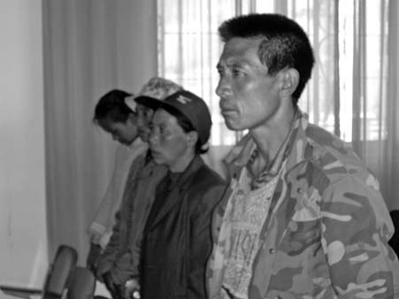 丽江杀警凶犯获死刑 提审录像显示未逼供(图)