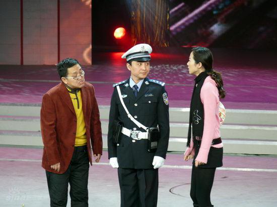 韩雪春晚小品好评如潮反映违章司机心理(图)