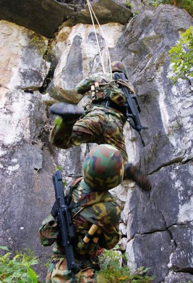 图文：解放军特种部队将成奥运重要安保力量