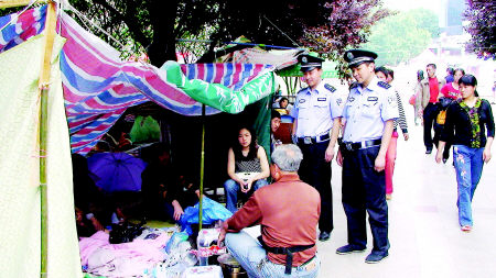 一支任何灾难也压不垮的队伍——四川公安机关抗震救灾纪实