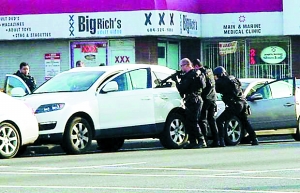 120名警察布控4天高科技手段破案