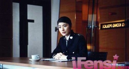 陈慧琳：高级女警官的威风和姿态完美呈现