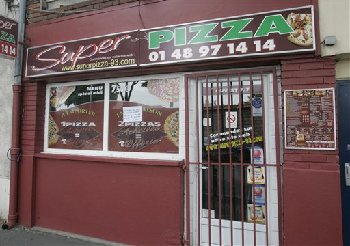 18岁法国青年萨诺戈工作的披萨店。