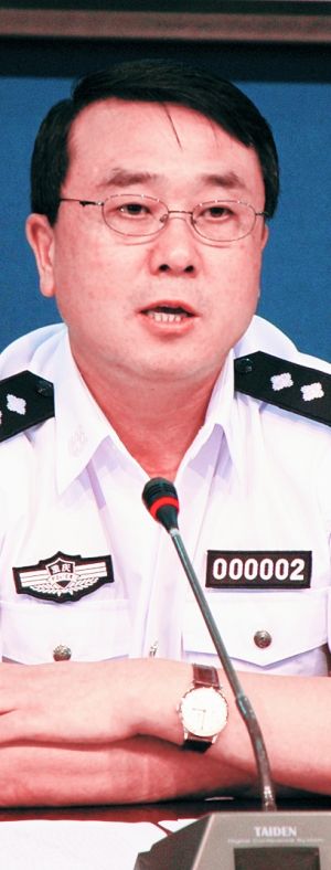 重庆公安局长王立军着手重塑警方形象