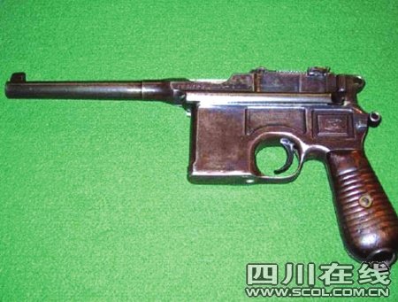 成都特警将配备“拐弯枪”等高科技武器(图)