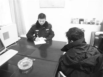 元宵节擒获24名扒手 武汉警方推出"防扒宝典"