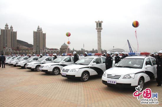 大连市组建370余支社区巡逻队 启用378辆巡逻车