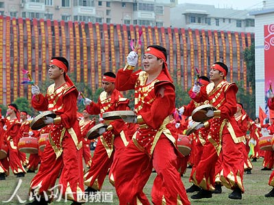 警威锣鼓表演