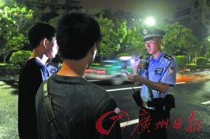 广州深夜发案率大幅下降 8000多民警不眠保平安