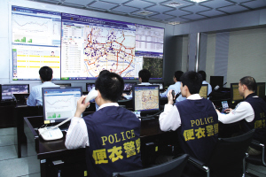 广州警方构建大城市治安动态打防控体系新格局在创新中实现社会管理新跨越