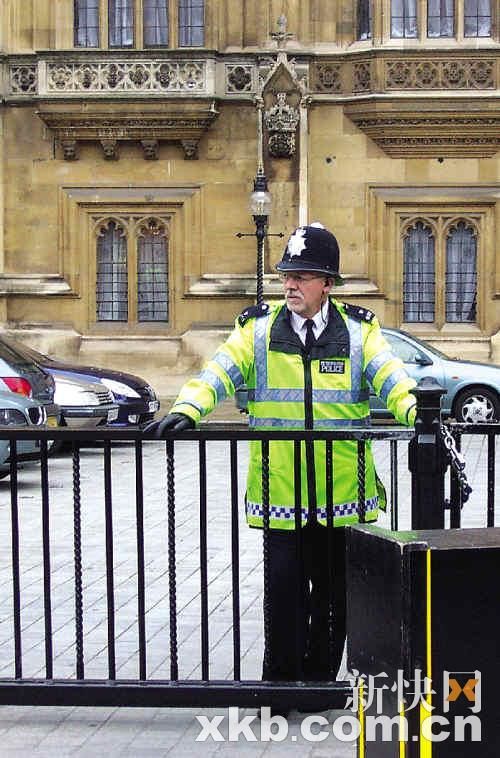 英国警察啥都管(图)