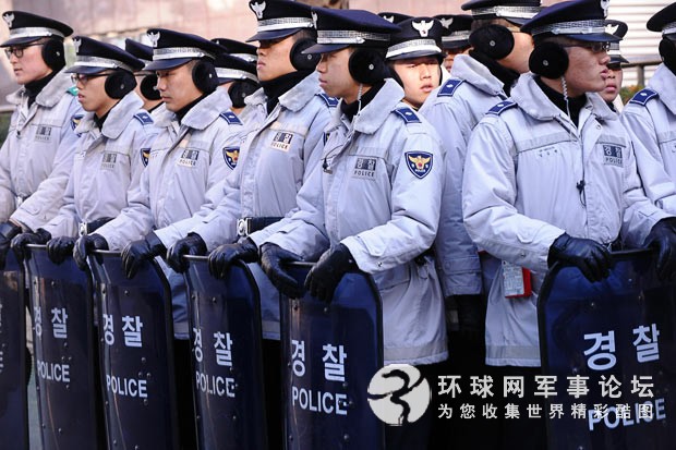 点击图片进入下一页