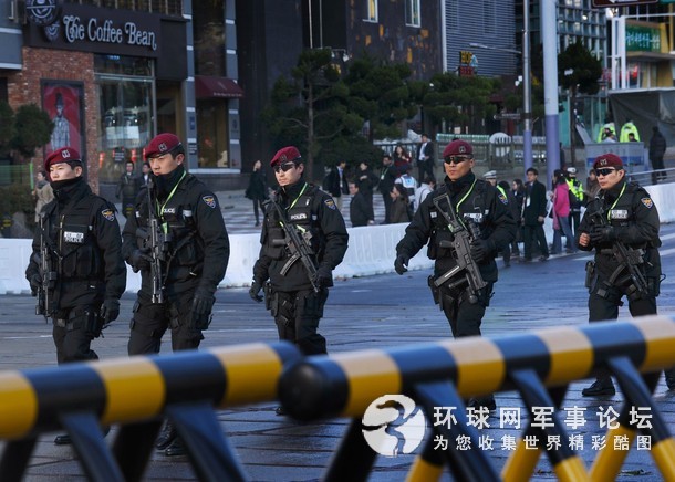 点击图片进入下一页