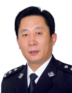 12月14日 山东省公安厅副厅长毕宝文谈“打击犯罪” 欢迎提问