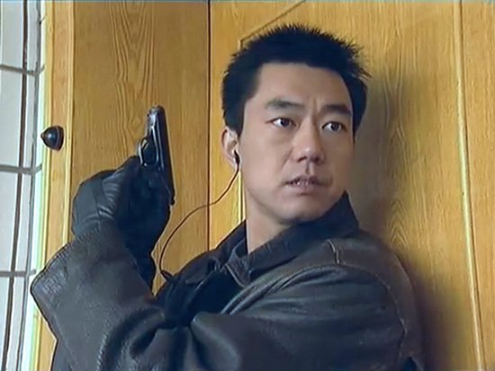 董勇警察专业户深入人心 细数荧幕硬汉形象