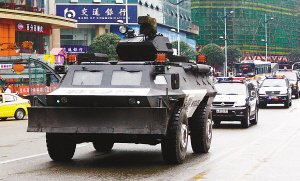 重庆反恐特警揭秘:装备精怀绝技实战救人质