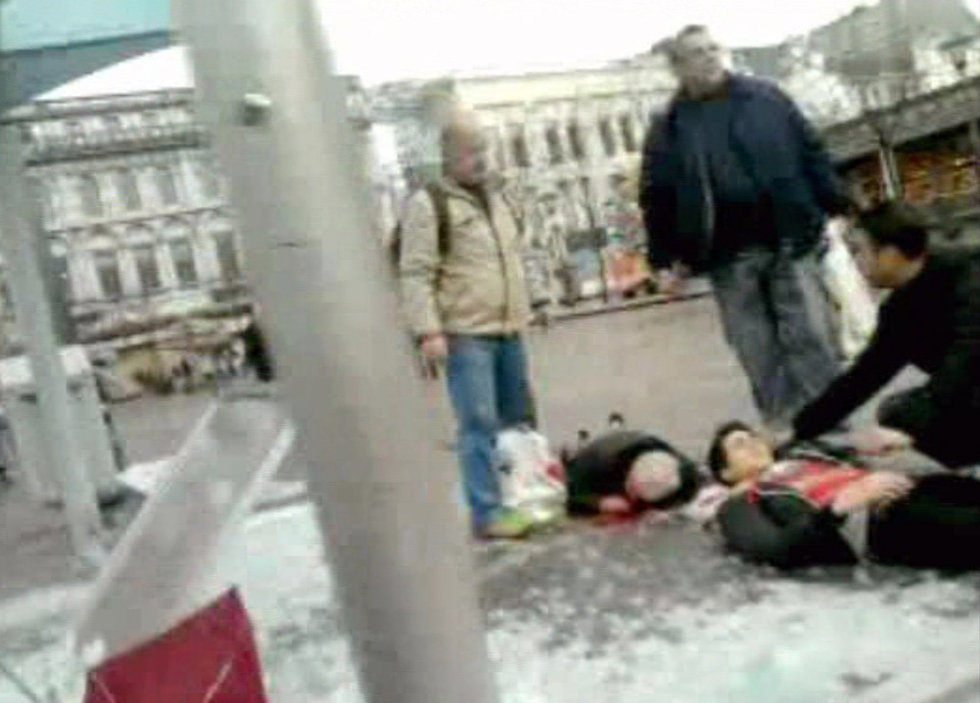 比利时男子持枪扫射人群致百余人死伤