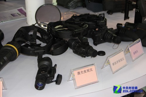 各种各样的激光夜视仪