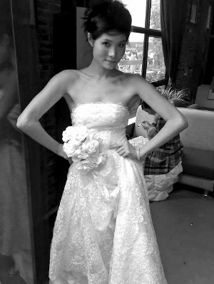 冯立当模特时的资料照片。