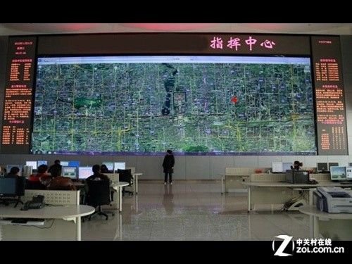 6x12x60英寸 公安局指挥中心大屏竣工