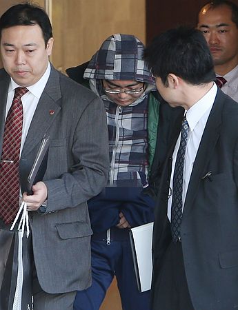 日本警察清晨围捕IT犯罪嫌疑犯