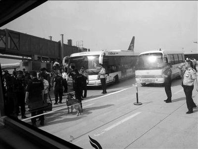 一天突发5起航班“诈弹”