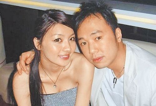 女艺人吴亚馨和李宗瑞交往期间,两人曾甜蜜合照。图片来源:台湾媒体