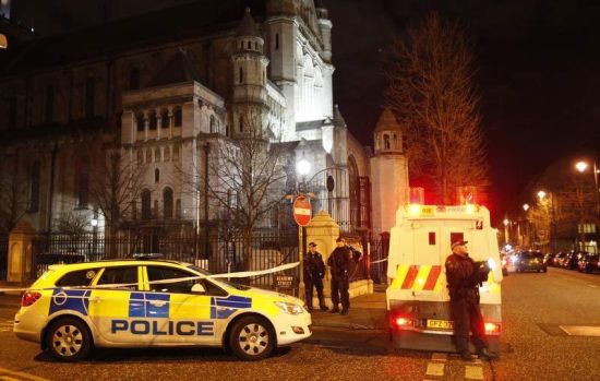 英国贝尔法斯特发生小型爆炸[1]-中文国际
