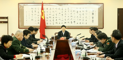 12月24日下午，中共中央政治局委员、中央政法委书记孟建柱在北京主持召开中央政法委员会第八次全体会议。摄影 郝帆