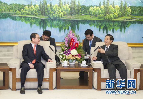 2月27日，中国国务委员、公安部部长郭声琨在北京会见韩国国家警察厅厅长李晟汉。 新华社记者 谢环驰