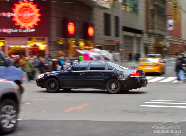 PCauto汽车杂志精选:海外的警察与警车