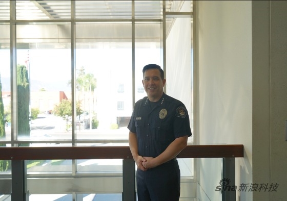 一个美国警察局为啥要在新浪开微博？