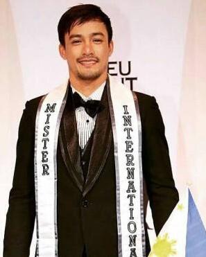 菲律宾模特警察马里亚诺·佛罗马塔（Mariano Flormata）14日晚在韩国安山荣获“国际先生”称号。（图片来源：菲律宾媒体） 