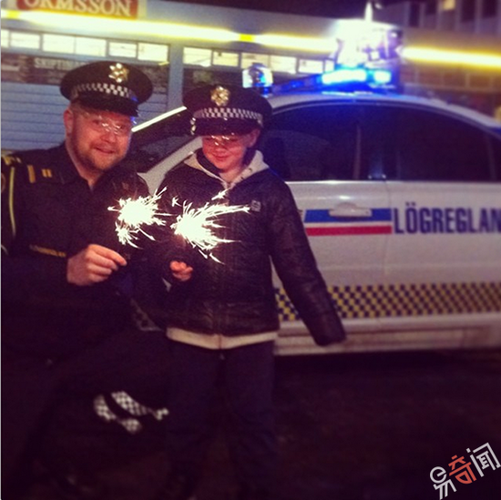 报告警察，冰岛警察在卖萌！