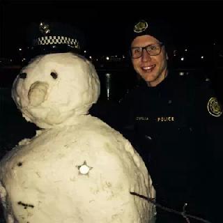 在冰岛当警察是什么感受？