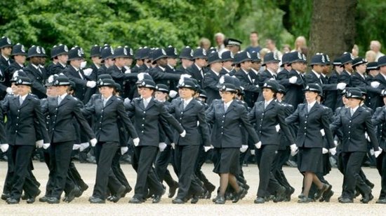 工资高福利好 英国警察纷纷移民加拿大