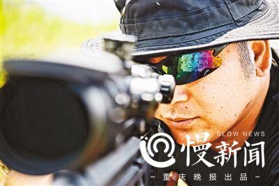熊树林在瞄准中 熊树林在瞄准中