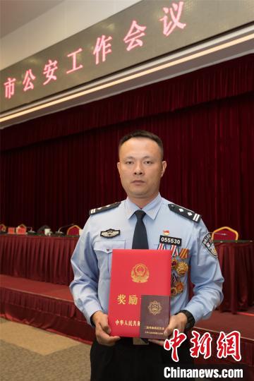 点击进入下一页