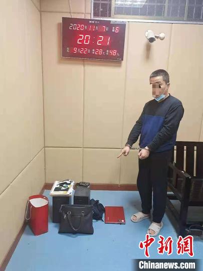 合肥警方破获医药领域特大虚开增值税发票案件