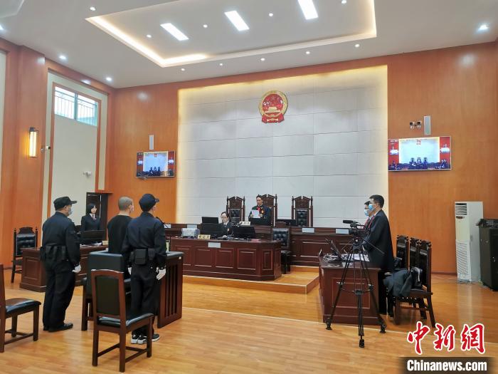 庭审现场。四川省高级人民法院供图 庭审现场。四川省高级人民法院供图
