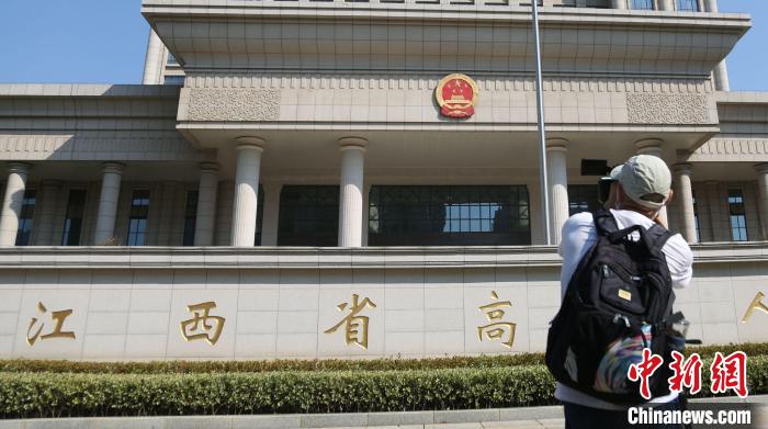 劳荣枝案二审次日庭审现场：检辩双方争议较大劳荣枝自称“受害人”