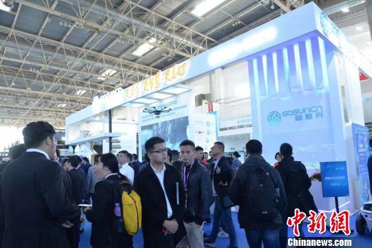 以“智慧创新平安中国”为主题的“高新兴-2018中国安防高峰论坛”今天在北京举行。