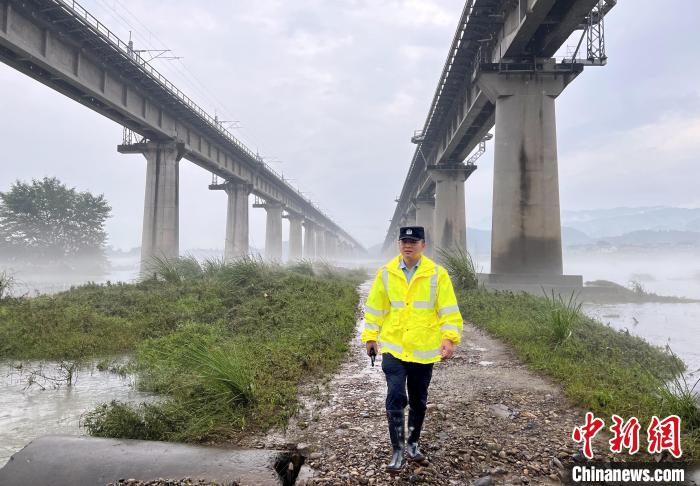 暑运期间全国铁路公安机关破获“盗抢骗”等刑事案件7200余起