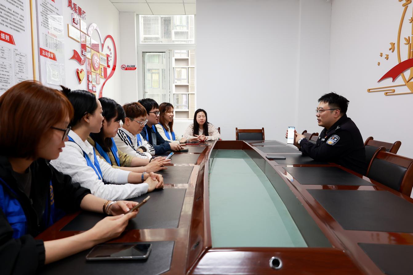 d147506f8d7597f634e94aad85bc527