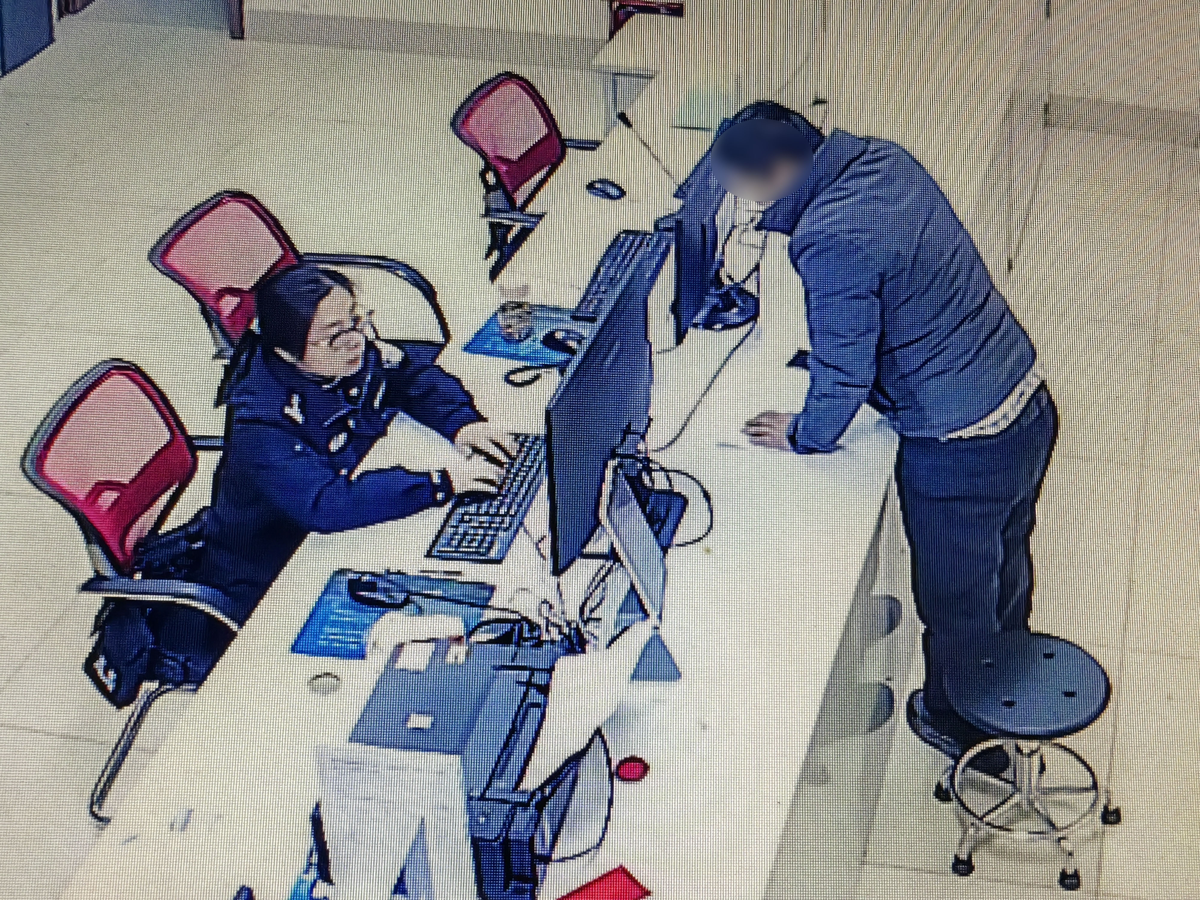 1刘先生来派出所报警