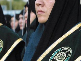 伊朗首批女警察