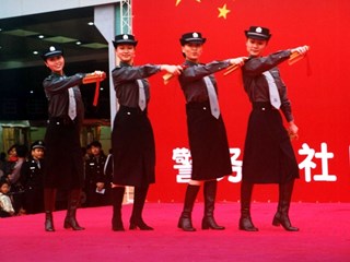 女警风采