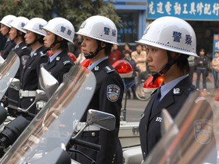 江门女子交警